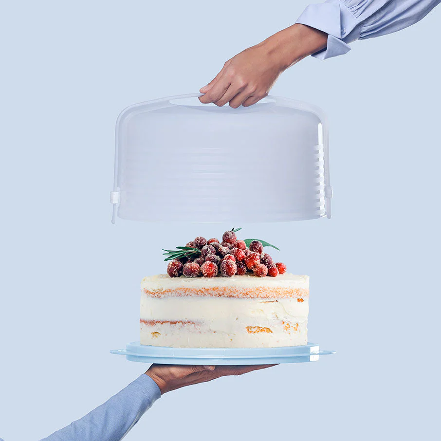 Silicone Bundt Form with Round Cake Taker - Image 4